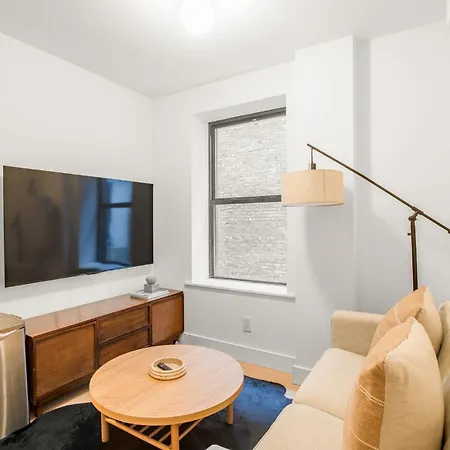 Comfortable 2Br 1Ba Apartment In Greenwich Village Steps From Washington Square Park